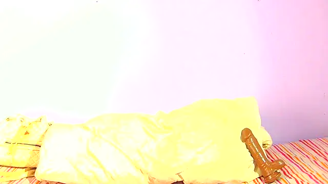 Augustine-Blooomxx online show from 28, 11, 2025