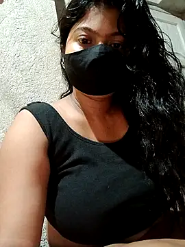 Snapshot of DiyaRoy49 chatting on 9, 9, 2025 DiyaRoy49 online show from 9, 9, 2025