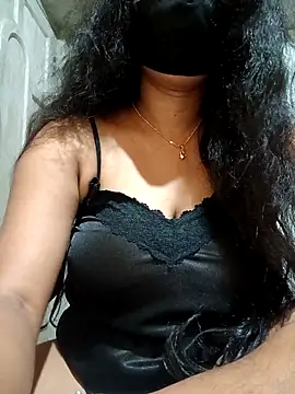 Snapshot of DiyaRoy49 chatting on 24, 10, 2025 DiyaRoy49 online show from 24, 10, 2025