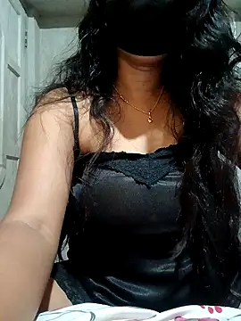 Snapshot of DiyaRoy49 chatting on 29, 10, 2025 DiyaRoy49 online show from 29, 10, 2025