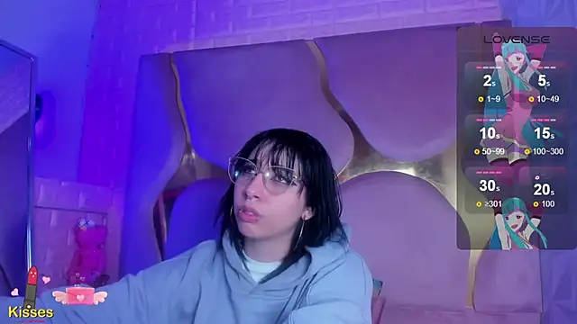 Niina Sissy online show from 13, 5, 2026