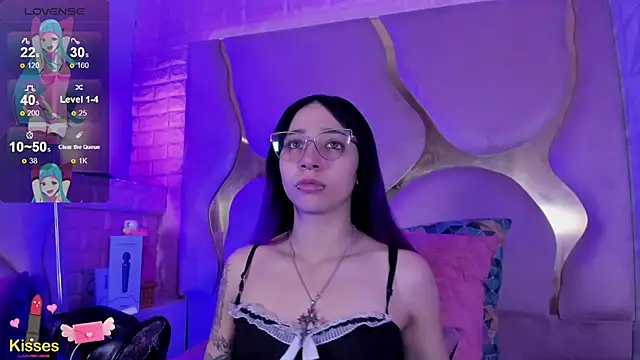 Niina Sissy online show from 4, 7, 2026