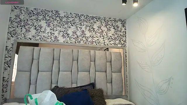 Hanna Lee   online show from 20, 3, 2026