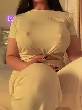 Snapshot of OnlyRima chatting on 20, 10, 2025 OnlyRima online show from 20, 10, 2025