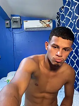 Snapshot of CHARLY-- chatting on 1, 10, 2025 CHARLY-- online show from 1, 10, 2025