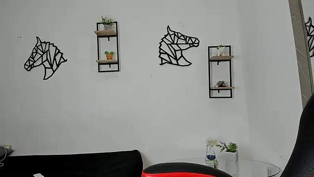 Snapshot of alice__brow chatting on 25, 9, 2025 alice brow online show from 25, 9, 2025