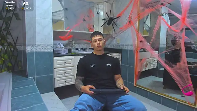 Thomas moon online show from 10, 10, 2025