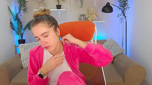 Snapshot of Spicy_Lexi chatting on 24, 9, 2025 Spicy Lexi online show from 24, 9, 2025