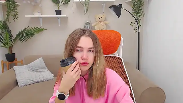 Snapshot of Spicy_Lexi chatting on 13, 10, 2025 Spicy Lexi online show from 13, 10, 2025