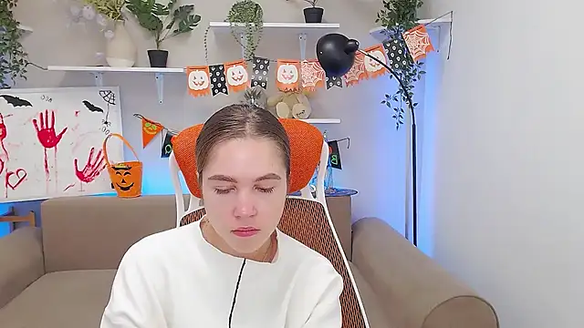 Snapshot of Spicy_Lexi chatting on 17, 10, 2025 Spicy Lexi online show from 17, 10, 2025