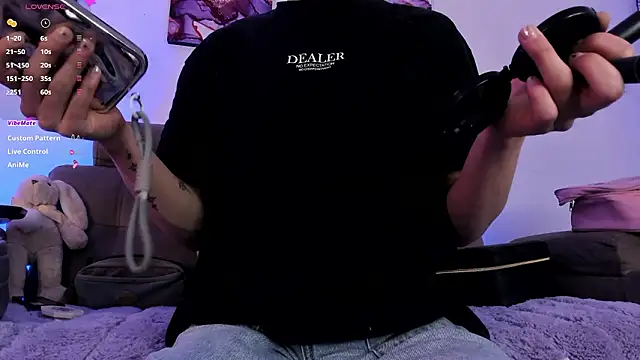 Snapshot of SebastianHilton chatting on 13, 3, 2026 SebastianHilton online show from 13, 3, 2026