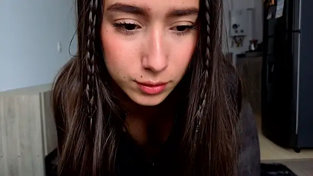 Adhara Kitten online show from 15, 5, 2026
