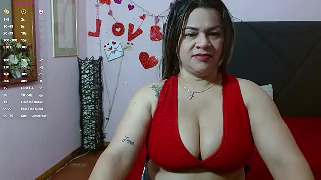 pamela echeverria online show from 7, 5, 2026