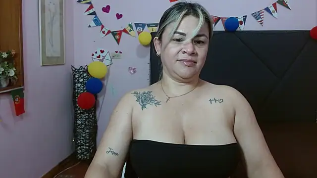 pamela echeverria online show from 6, 7, 2026