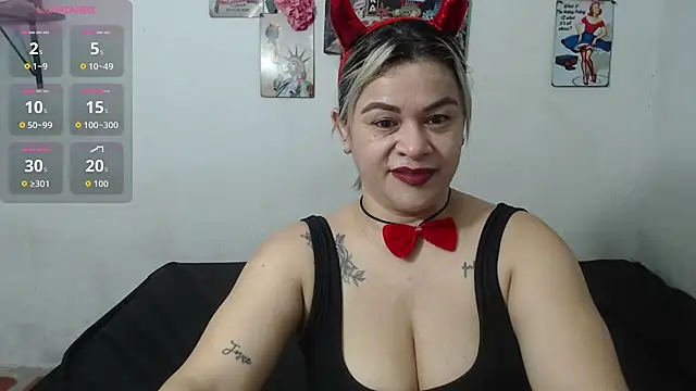pamela echeverria online show from 4, 8, 2026