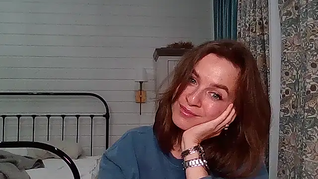 Snapshot of Niravyn_ chatting on 1, 11, 2025 Niravyn online show from 1, 11, 2025