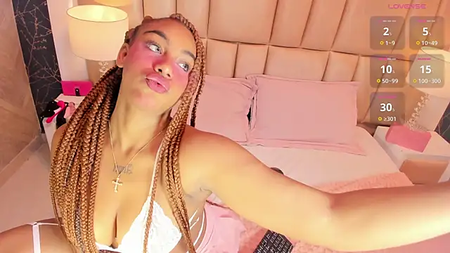 Sofia Stanley online show from 16, 7, 2026