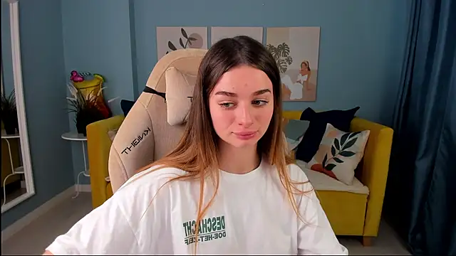 SweetyLicky online show from 8, 9, 2025