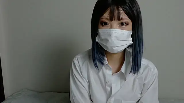 sarina at online show from 17, 9, 2025