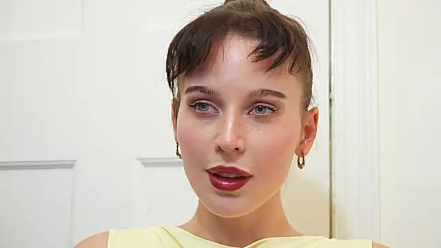 ellaa91 online show from 3, 11, 2025