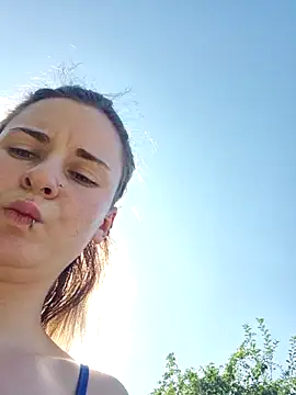 Melly4You online show from 12, 7, 2026