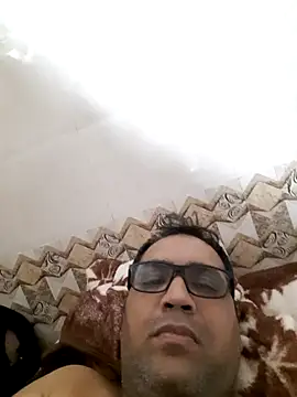 Hot-boy077 online show from 21, 3, 2026