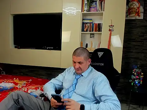 Snapshot of SpartacusDaddy48 chatting on 9, 1, 2026 SpartacusDaddy48 online show from 9, 1, 2026