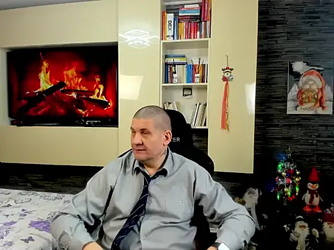 Snapshot of SpartacusDaddy48 chatting on 20, 2, 2026 SpartacusDaddy48 online show from 20, 2, 2026