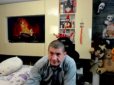 Snapshot of SpartacusDaddy48 chatting on 1, 3, 2026 SpartacusDaddy48 online show from 1, 3, 2026