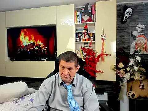 Snapshot of SpartacusDaddy48 chatting on 19, 3, 2026 SpartacusDaddy48 online show from 19, 3, 2026