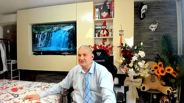 SpartacusDaddy48 online show from 29, 4, 2026