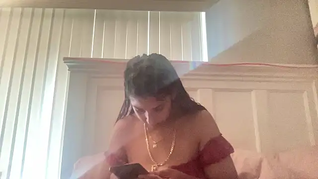 sweetnjuicyyy online show from 18, 9, 2025