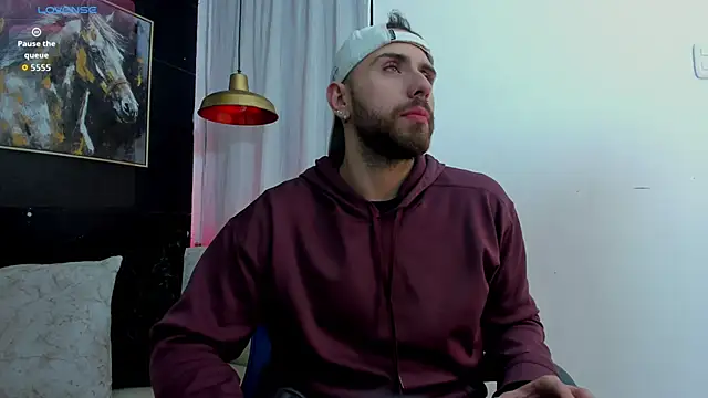 Maximo Wolff online show from 4, 11, 2025