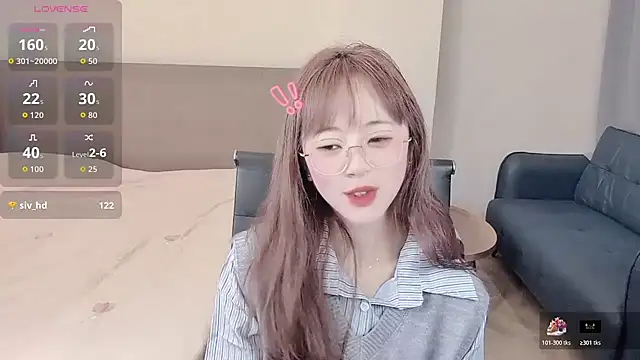 nini a online show from 24, 10, 2025