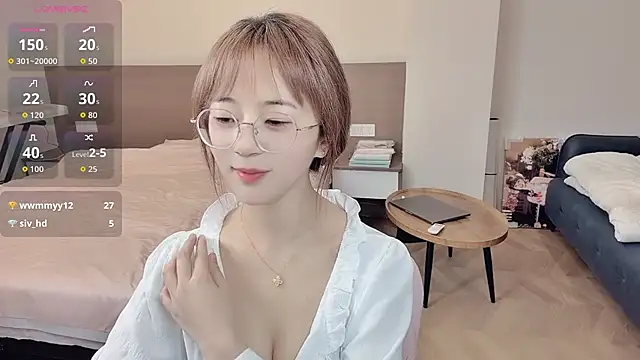 nini a online show from 5, 12, 2025