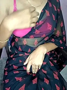 Snapshot of Nidhi_lovely chatting on 4, 4, 2026 Nidhi lovely online show from 4, 4, 2026