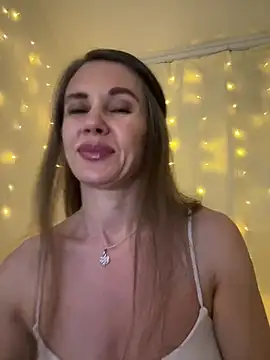 LucieMack online show from 24, 6, 2026