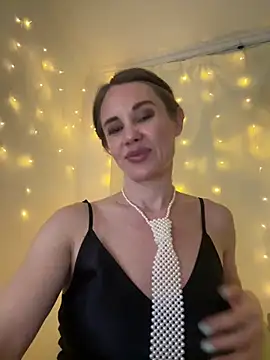 LucieMack online show from 29, 6, 2026