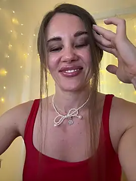 LucieMack online show from 6, 7, 2026