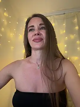 LucieMack online show from 19, 7, 2026