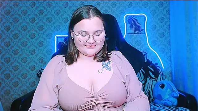 InLoveWithLife26 online show from 1, 10, 2025