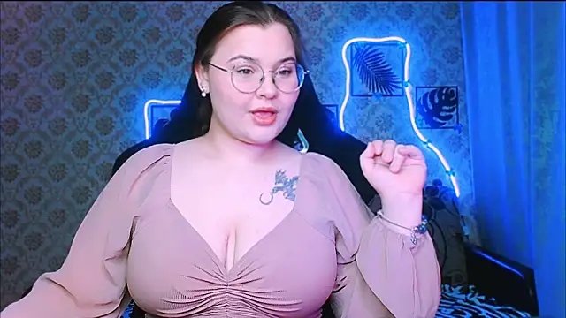 InLoveWithLife26 online show from 4, 2, 2026