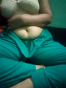 Maria Mahi online show from 28, 11, 2025