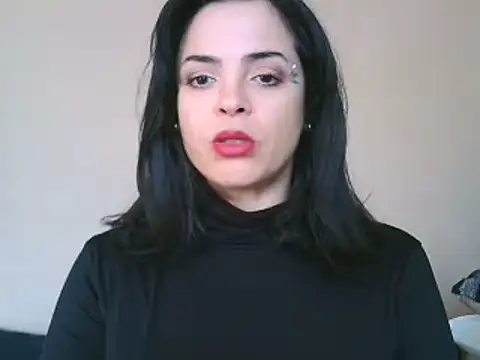 Snapshot of ITALIANASISIXX chatting on 18, 11, 2025 ITALIANASISIXX online show from 18, 11, 2025