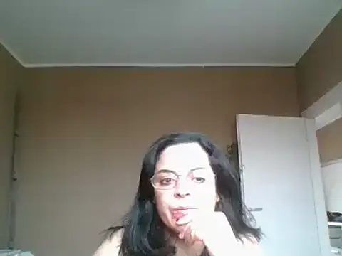 Snapshot of ITALIANASISIXX chatting on 8, 2, 2026 ITALIANASISIXX online show from 8, 2, 2026