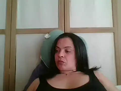 Snapshot of ITALIANASISIXX chatting on 22, 2, 2026 ITALIANASISIXX online show from 22, 2, 2026