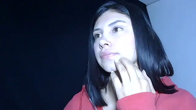 Snapshot of katy_lenah chatting on 6, 1, 2026 katy lenah online show from 6, 1, 2026