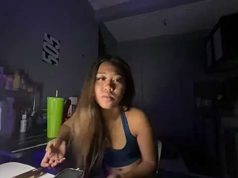 PinayLina18 online show from 8, 5, 2026