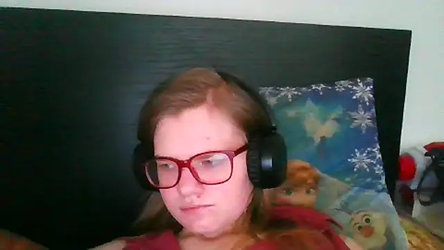 Snapshot of Moonolighta chatting on 1, 11, 2025 Moonolighta online show from 1, 11, 2025