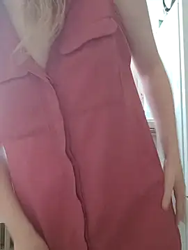 Snapshot of Moonolighta chatting on 11, 11, 2025 Moonolighta online show from 11, 11, 2025